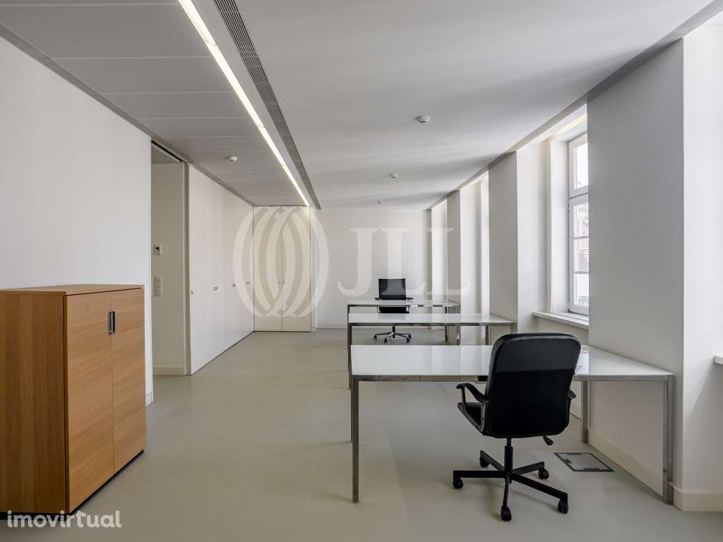 Escritório, com varanda, no Chiado, em Lisboa - Grande imagem: 5/21