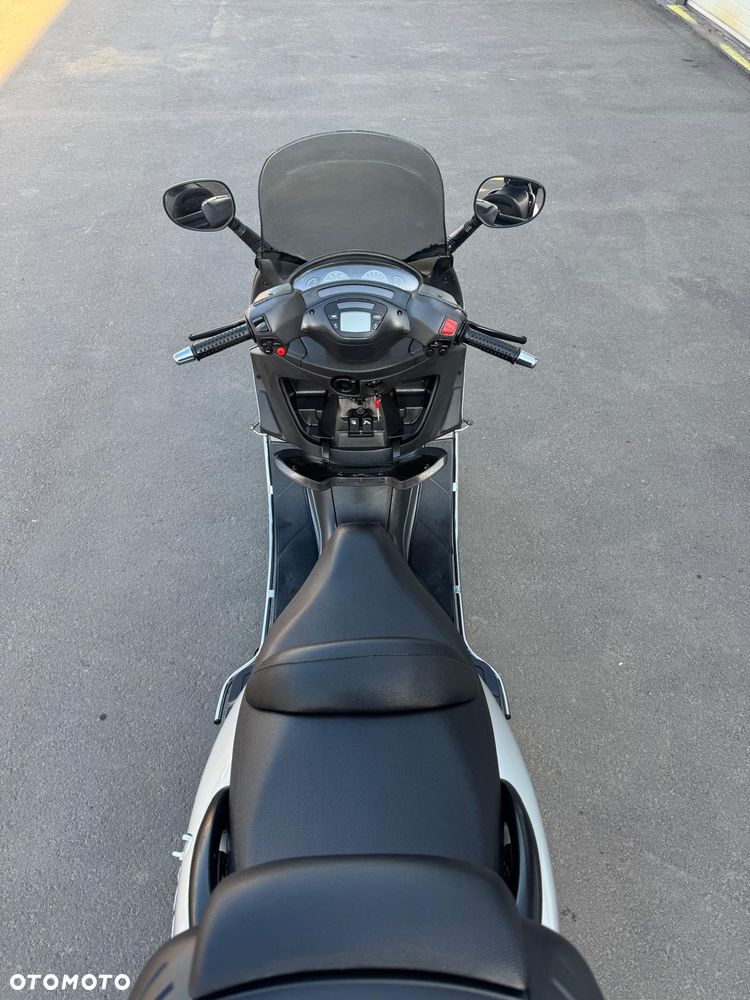 Piaggio X9 - 8