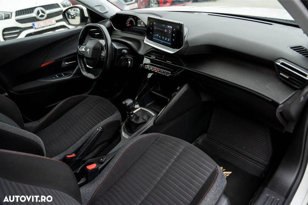 Peugeot 2008 BlueHDi 100 STOP & START Active - 7