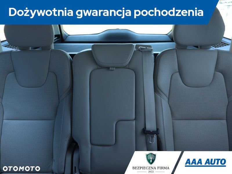 Volvo XC 90 - 12