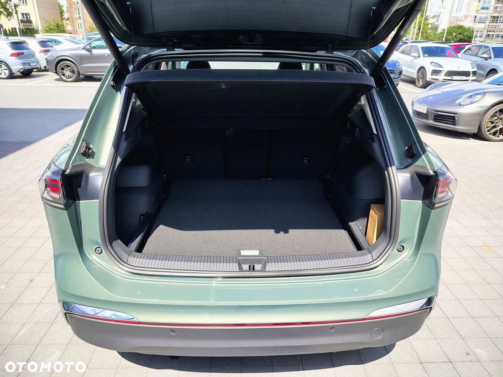 Volkswagen Tiguan - 9