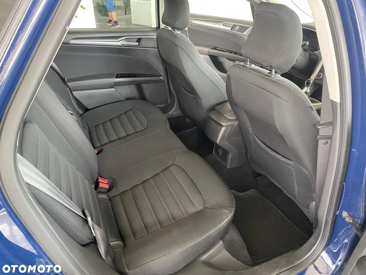 Ford Mondeo 2.0 TDCi Ambiente - 11