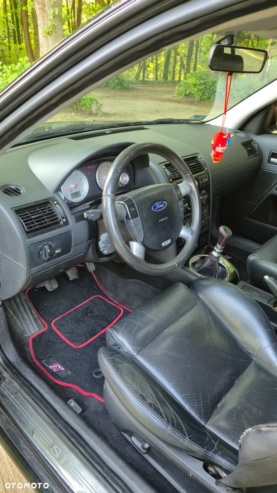 Ford Mondeo - 19