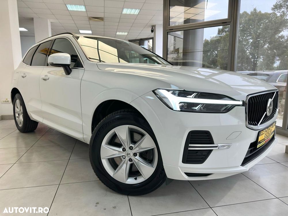 Volvo XC 60 B4 MHEV Momentum Pro - 2