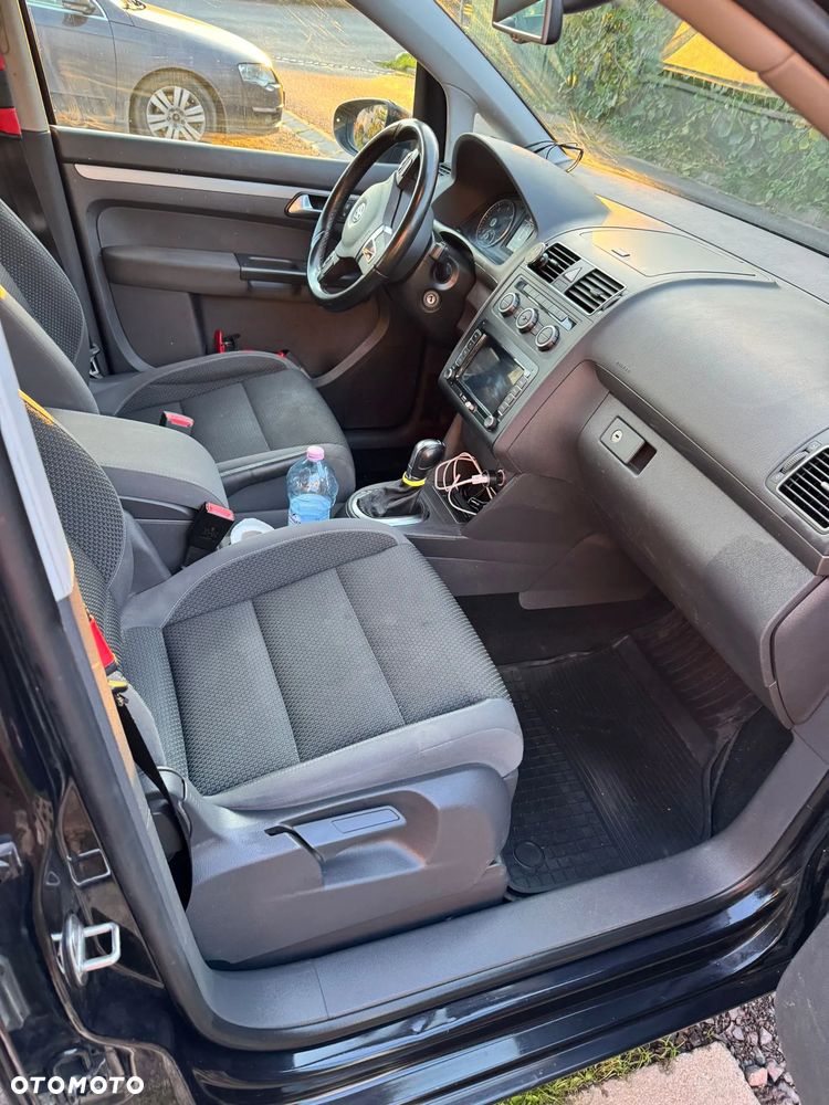 Volkswagen Touran 2.0 TDI DPF Comfortline DSG - 12