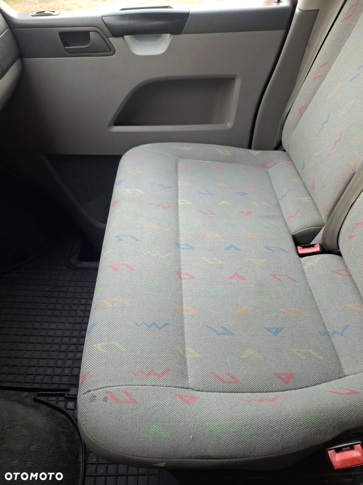 Volkswagen Transporter - 18