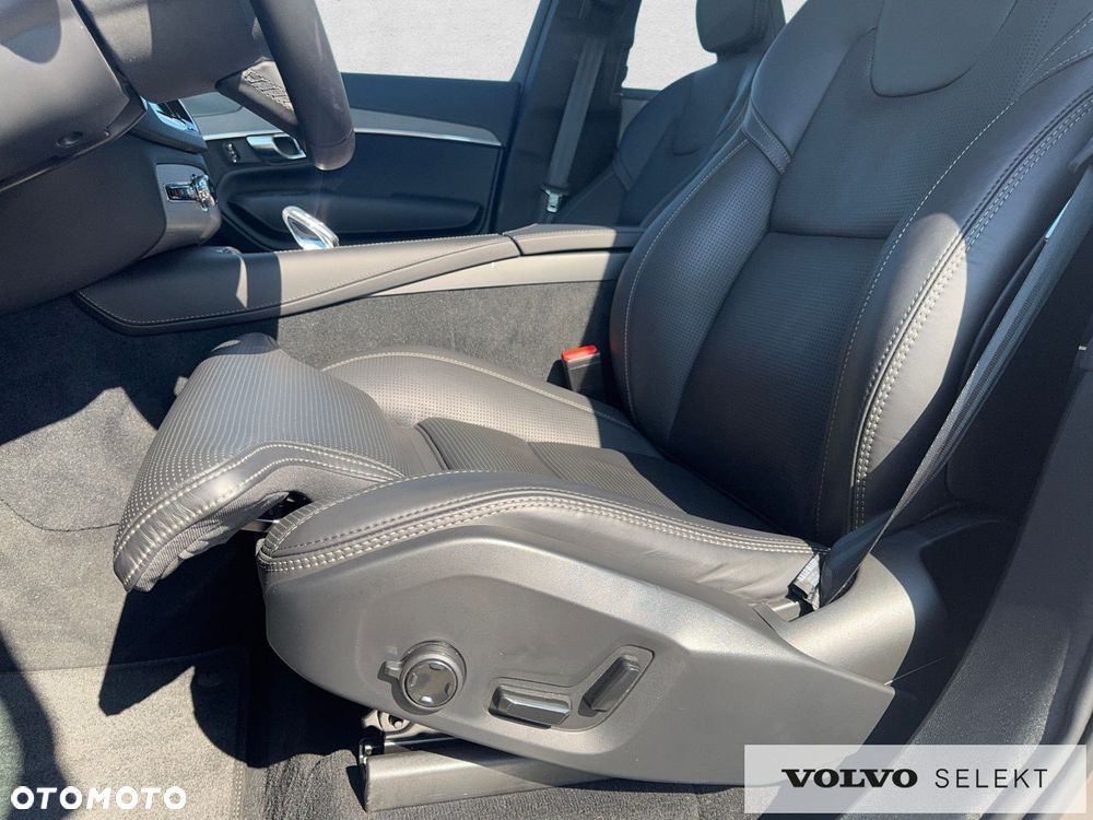 Volvo XC 90 - 13