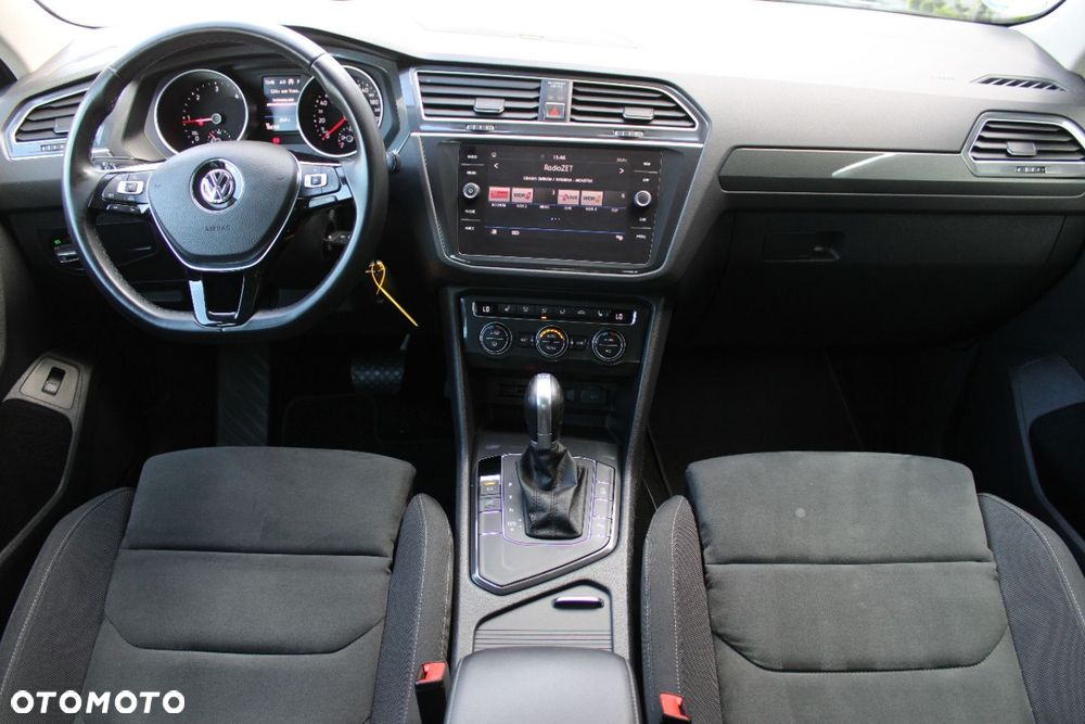 Volkswagen Tiguan - 28