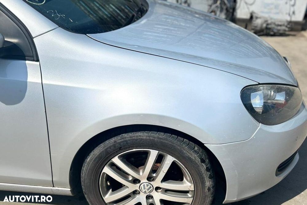 ARIPA DREAPTA VW GOLF 6 - AN 2011 - 1