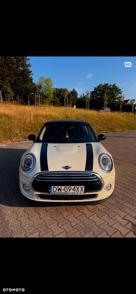 MINI Cooper Standard - 1
