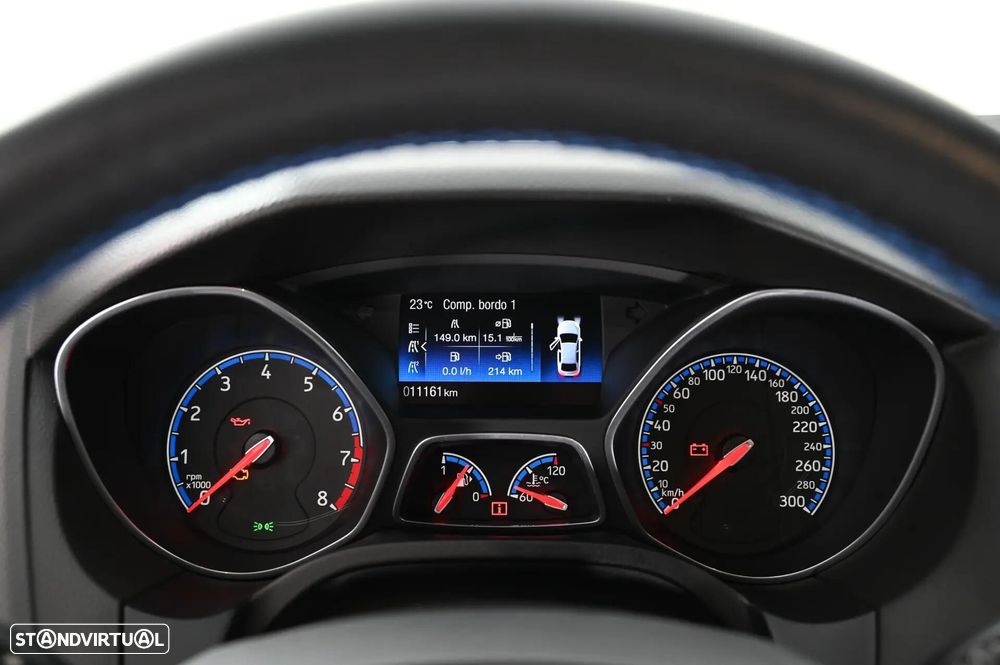 Ford Focus 2.3 EcoBoost S&S 4WD RS Blue & Black - 6