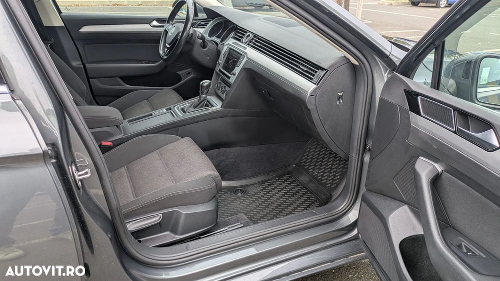 Volkswagen Passat Variant 2.0 TDI DSG Comfortline - 19