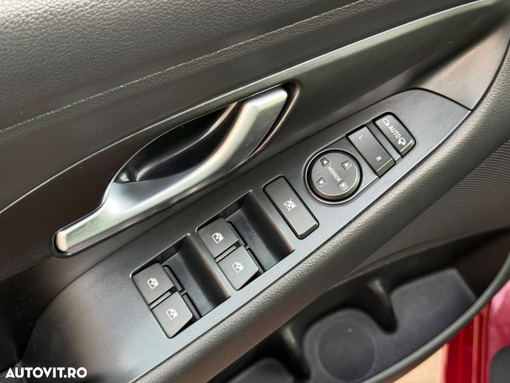 Hyundai i30 1.5 110CP 5DR M/T Highway - 22