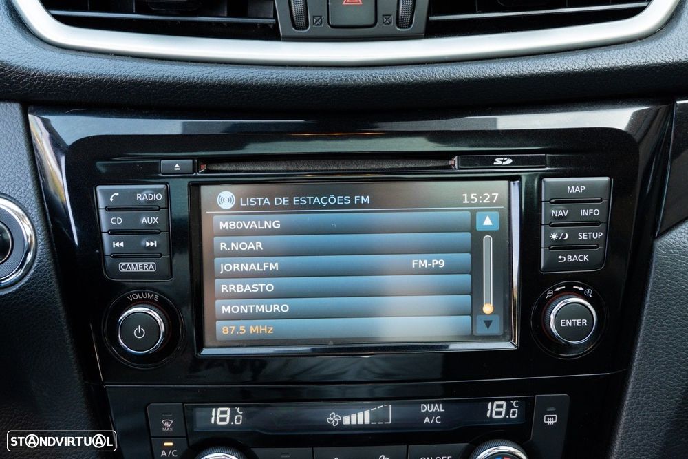 Nissan Qashqai 1.5 dCi N-Connecta - 16