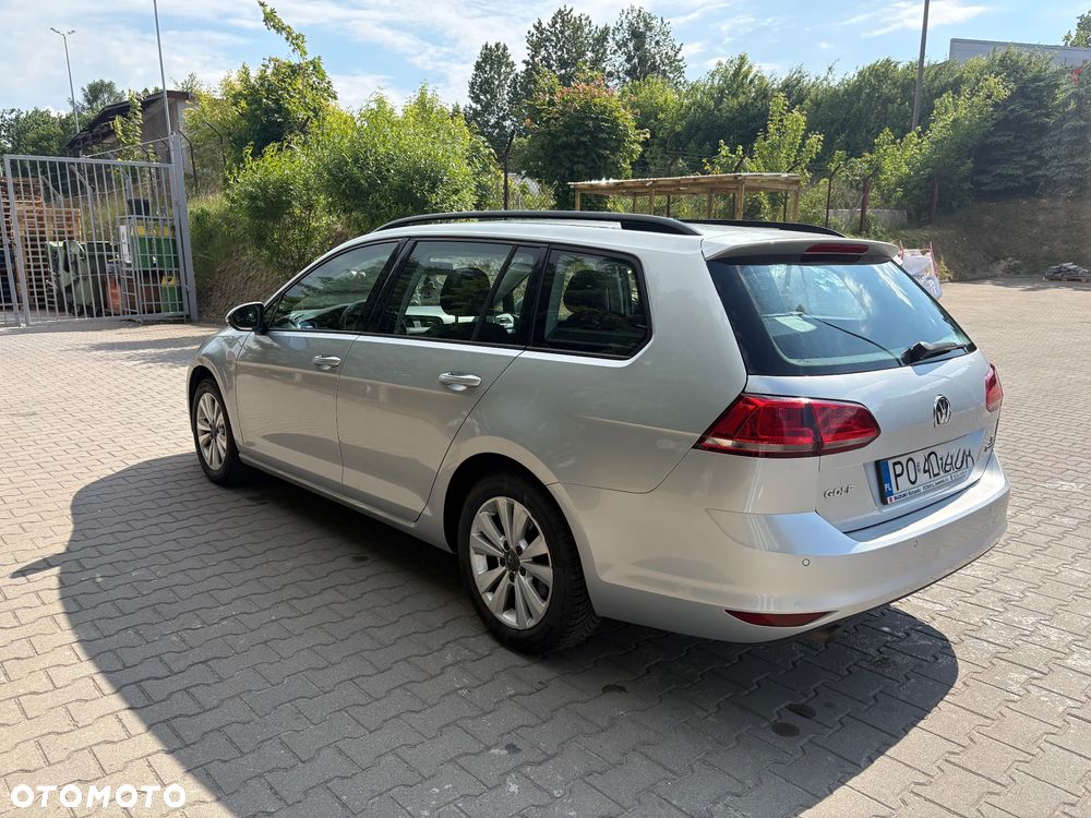 Volkswagen Golf 1.6 TDI BlueMot Comfortline - 5