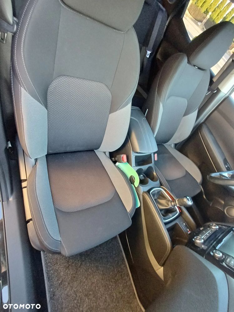 Nissan Qashqai 1.3 DIG-T MHEV N-Connecta - 28