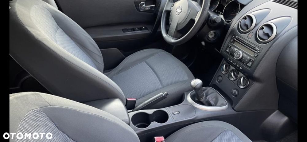 Nissan Qashqai 1.6 visia - 17