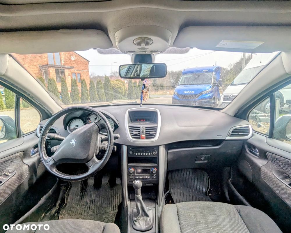 Peugeot 207 2006 1.4 i 16v 90 na części - 7