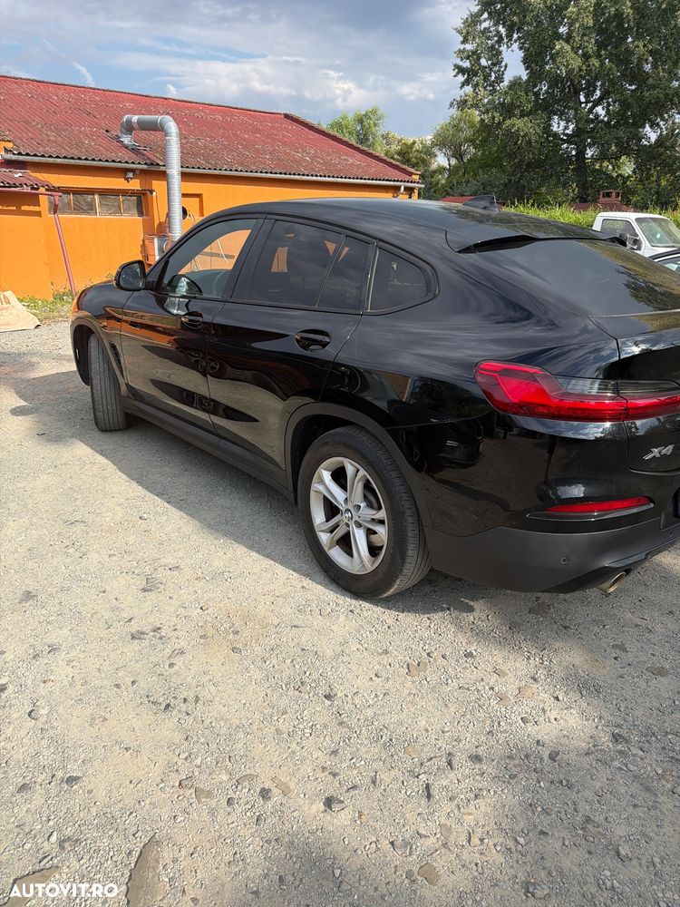 BMW X4 xDrive20i AT - 2