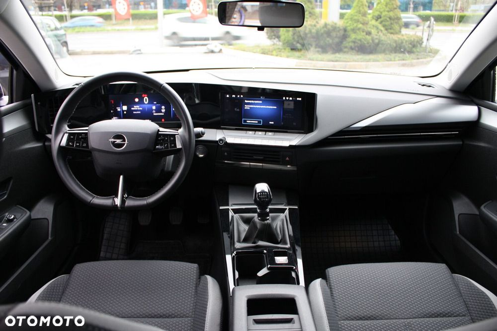 Opel Astra 1.2 T Edition S&S - 25