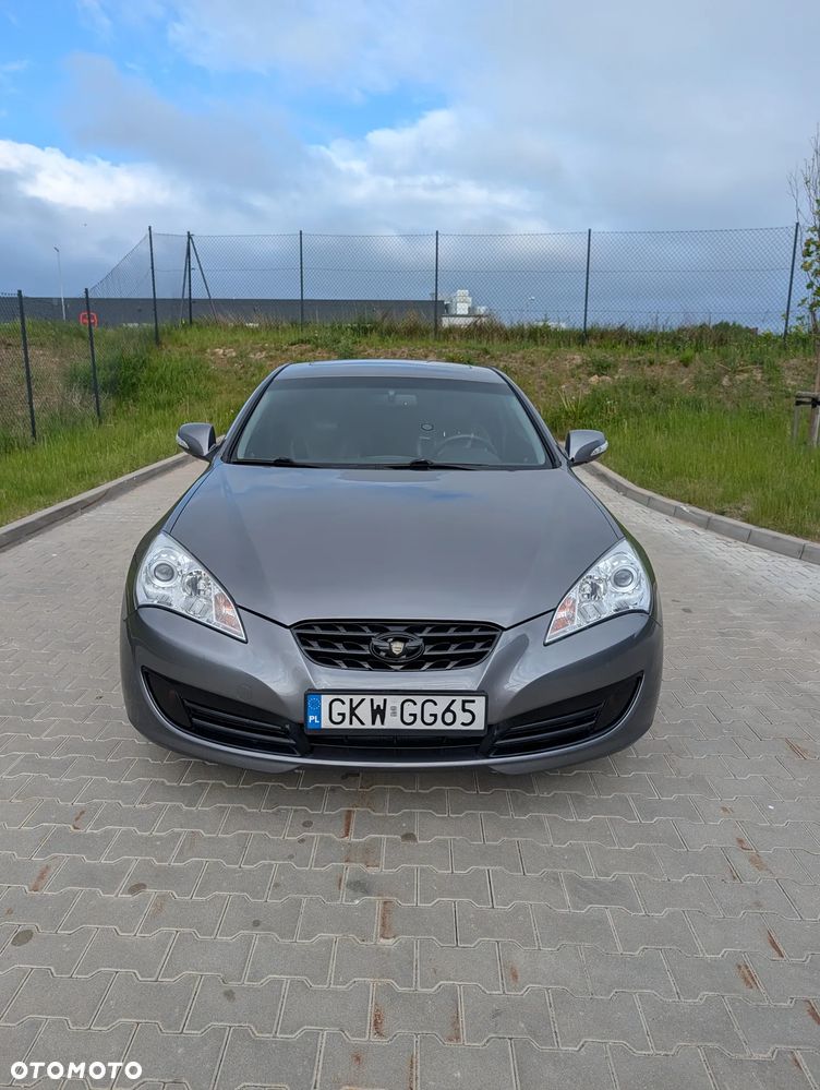 Hyundai Genesis Coupe 3.8 V6 Automatik - 16