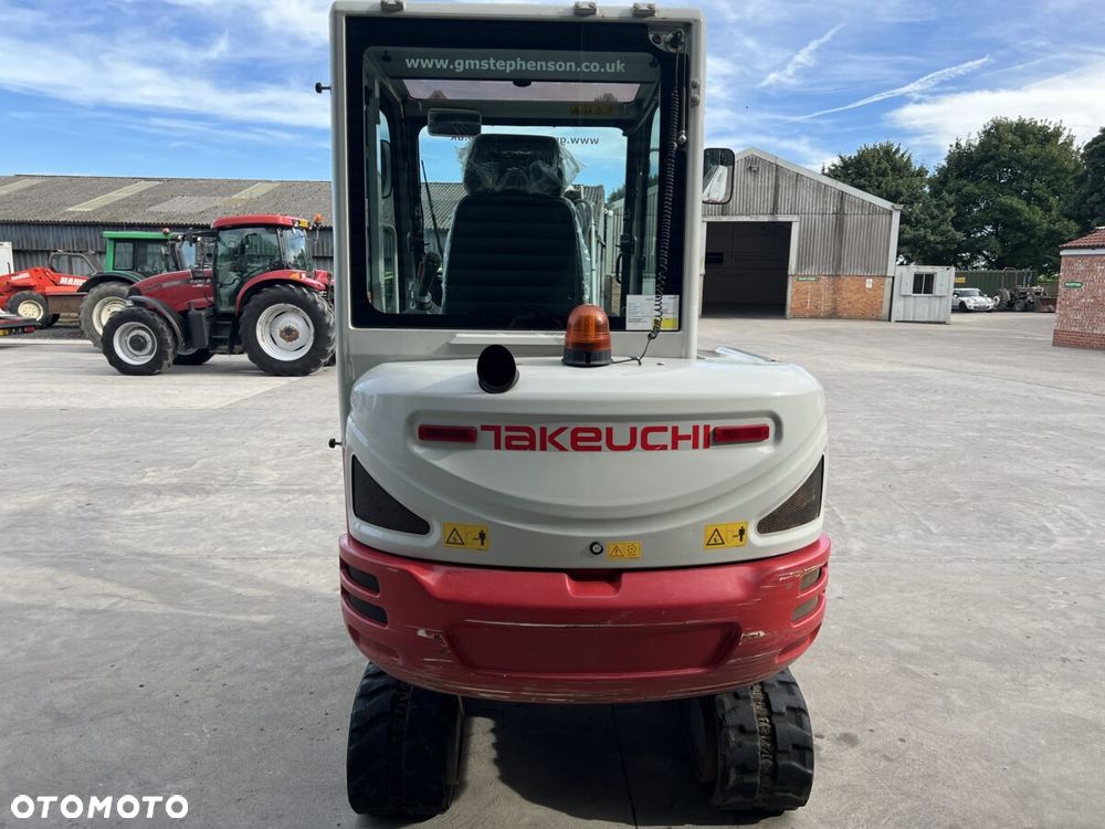 Takeuchi TB230 - 6