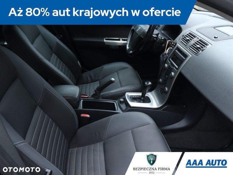 Volvo V50 - 11