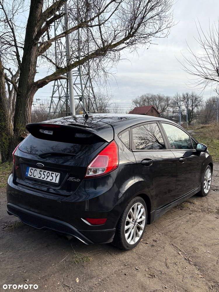 Ford Fiesta ST - 4