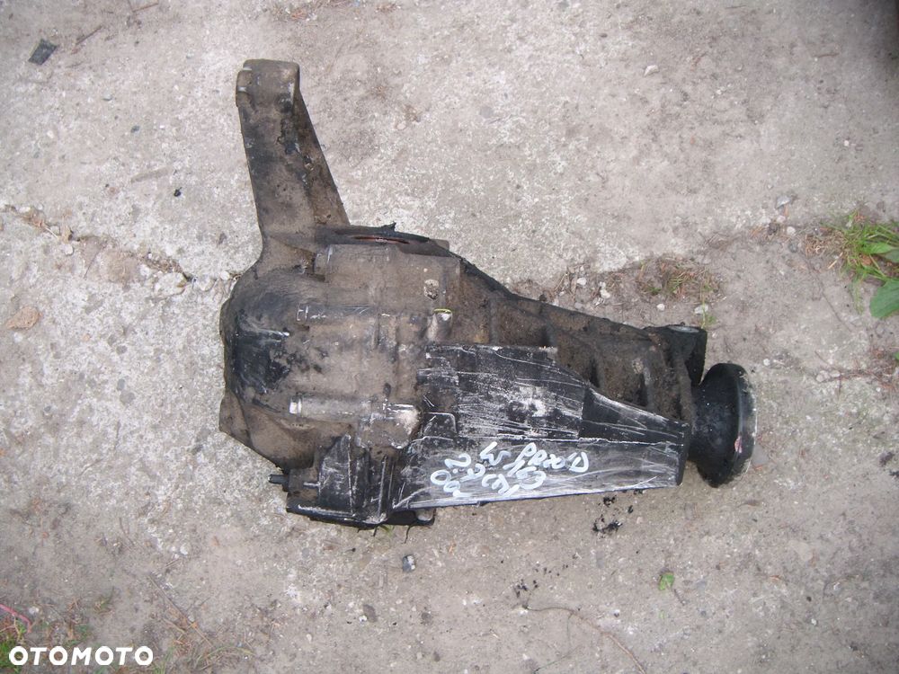 Mercedes ML w163 2.7 cdi 00r most- przód dyfer - 1