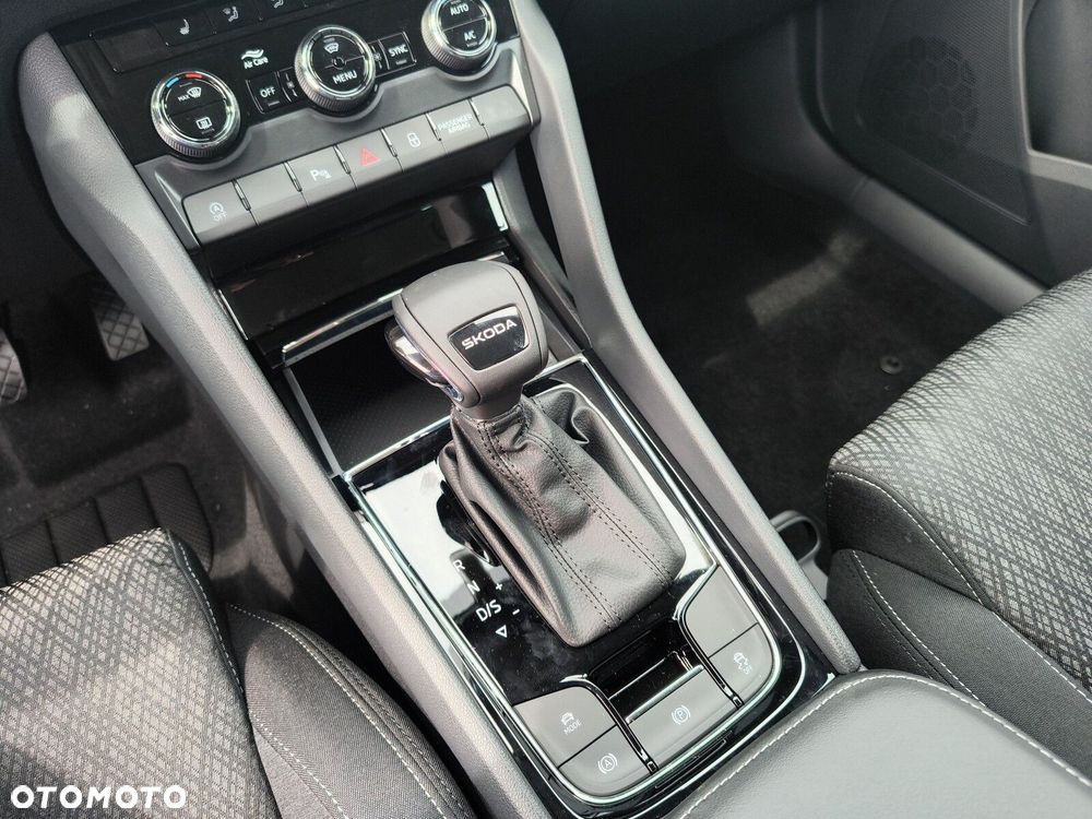 Skoda Karoq 1.5 TSI ACT Drive DSG - 16