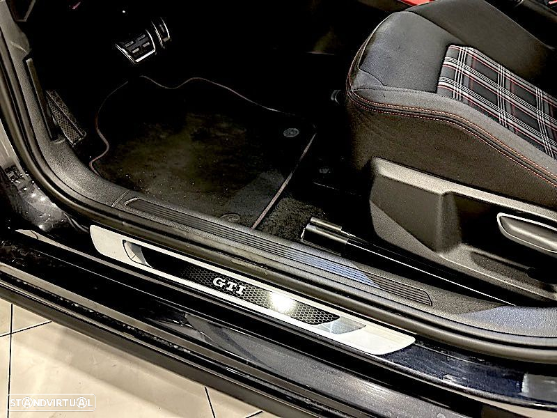 VW Polo 2.0 TSI GTI DSG - 22