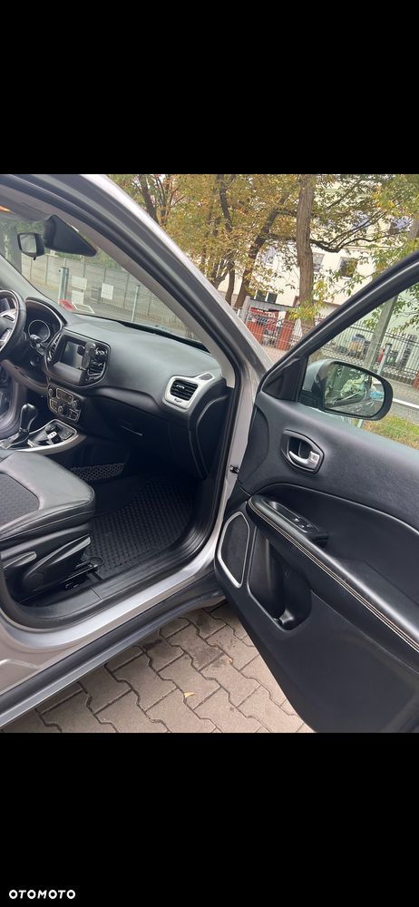 Jeep Compass 2.4I 4x4 Automatik Limited - 13