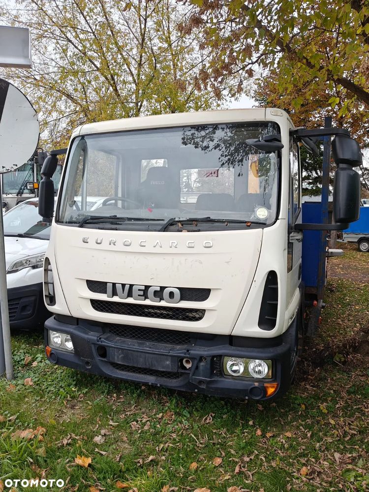 2013r IVECO Eurocargo 75e18 euro 5 Kompletna kabina dzienna - 1