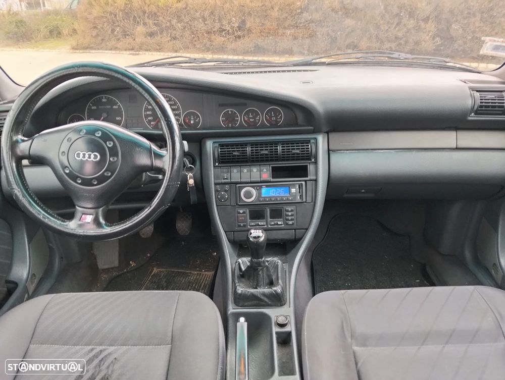 Audi A6 Avant 2.5 TDI - 9