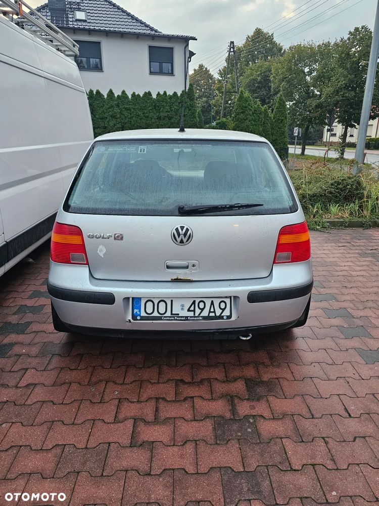 Volkswagen Golf IV 1.4 16V Basis - 8