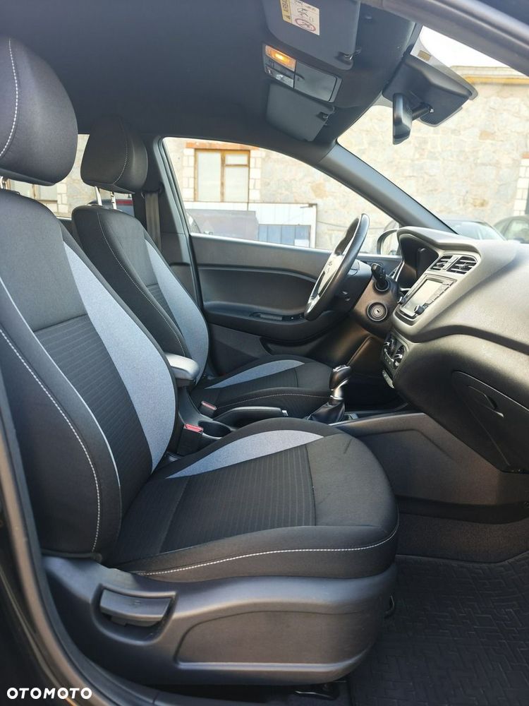 Hyundai i20 1.0 T-GDI Trend - 17