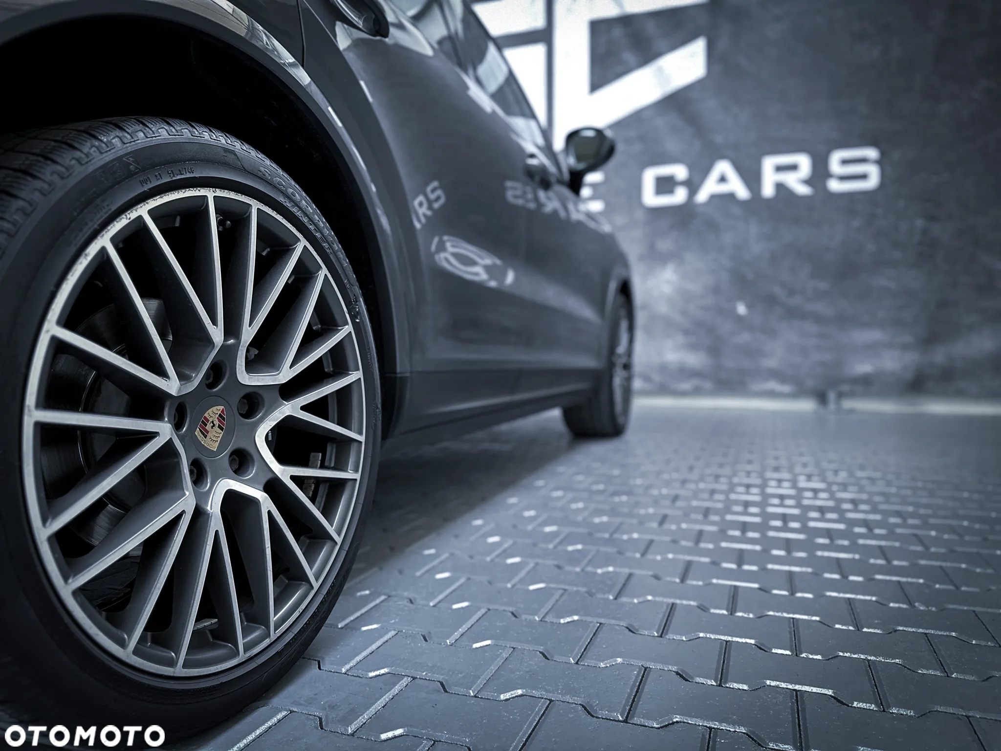 Porsche Cayenne Standard - 16