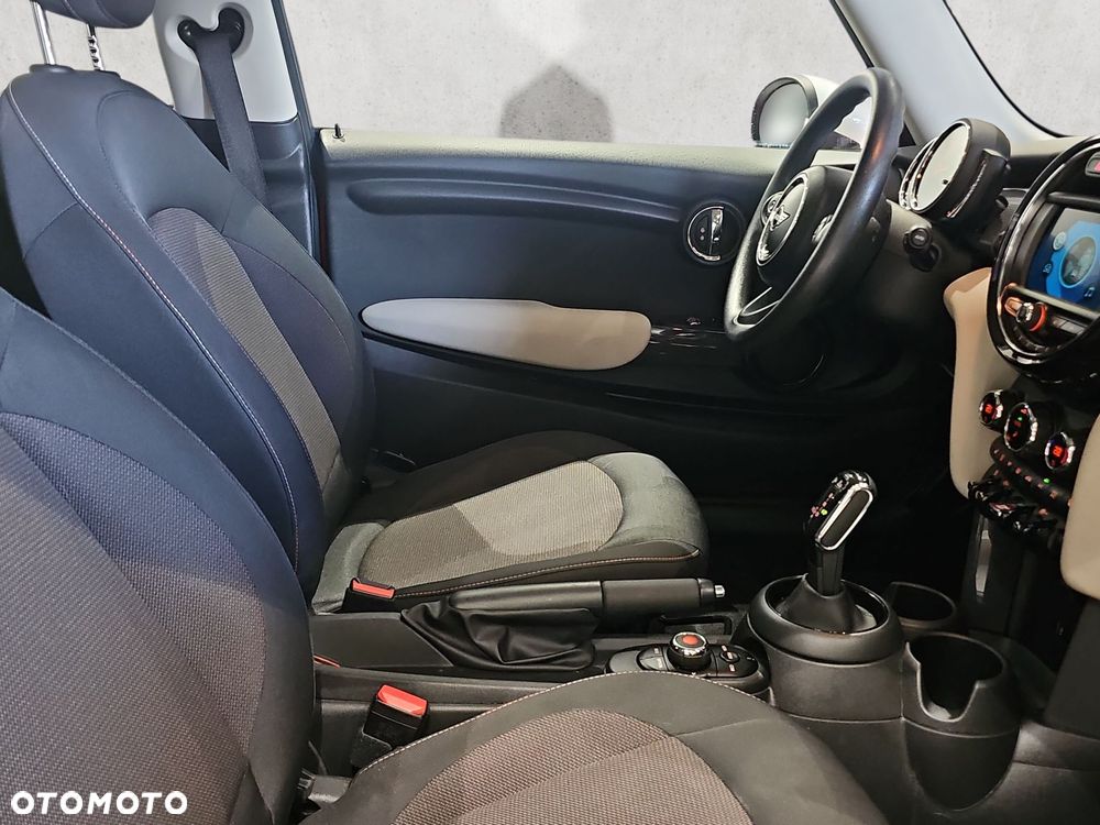 MINI Cooper - 13