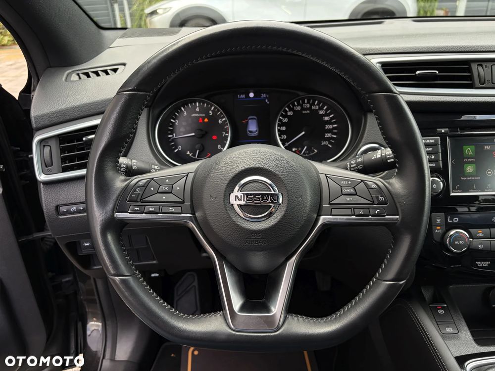 Nissan Qashqai 1.3 DIG-T Tekna+ - 22
