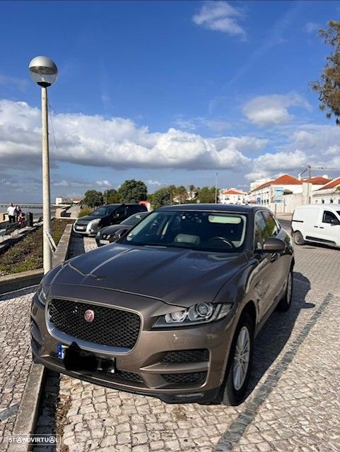 Jaguar F-Pace - 1