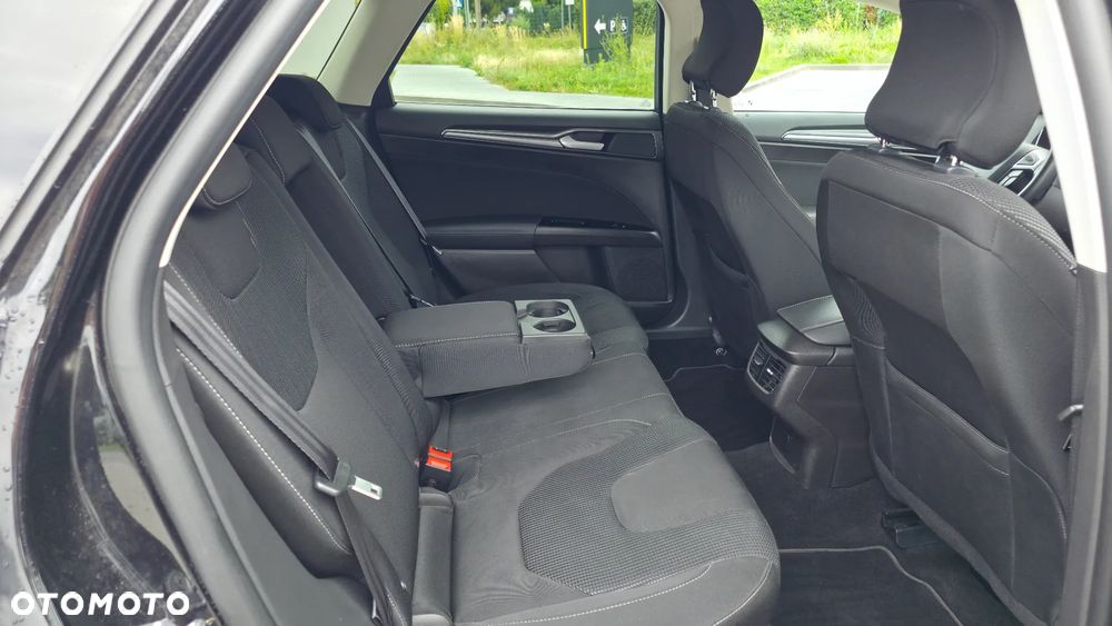 Ford Mondeo 2.0 EcoBlue Titanium - 11