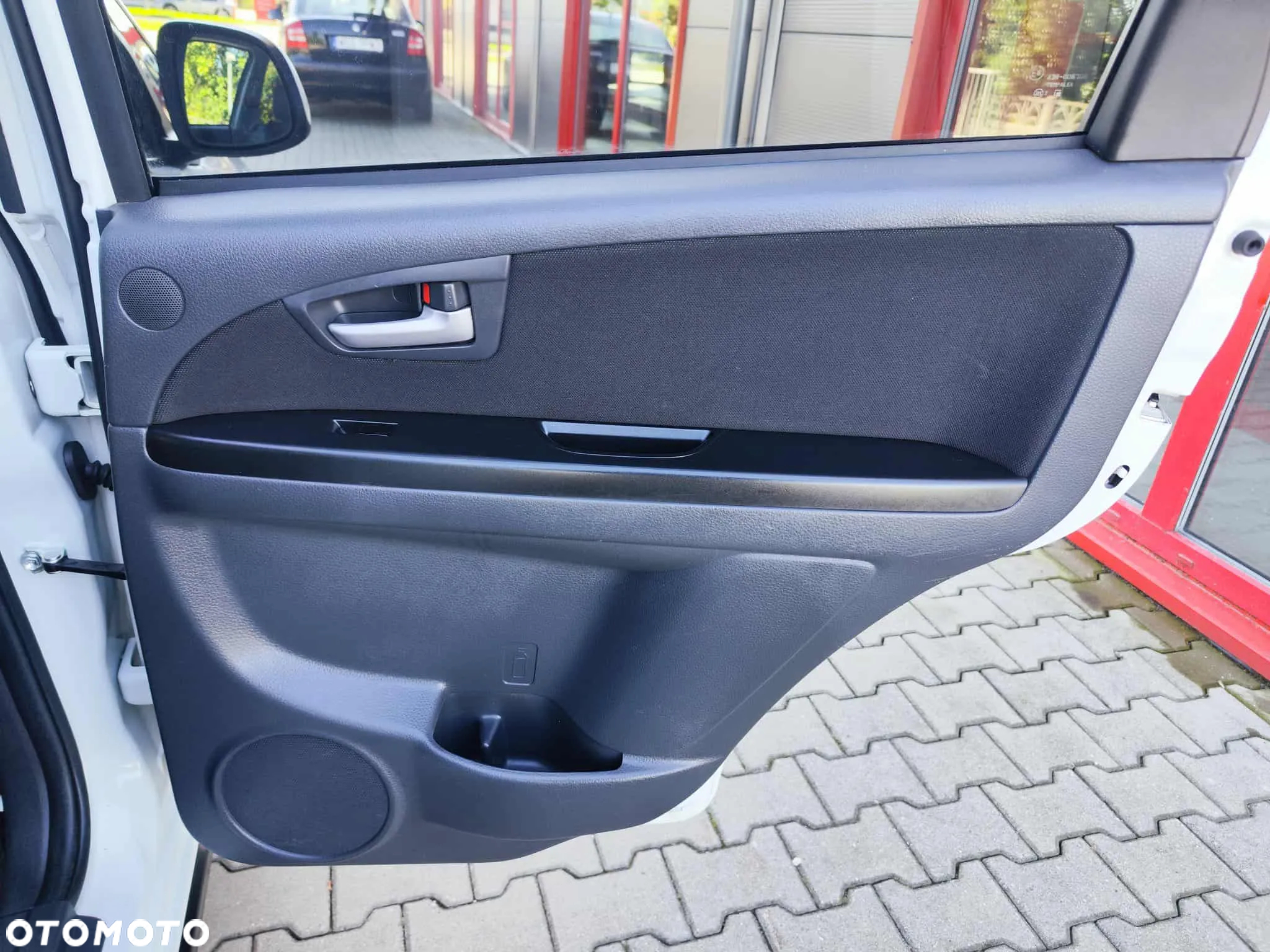 Suzuki SX4 1.6 Premium Outdoor - 27