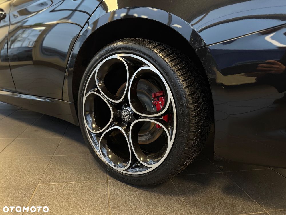Alfa Romeo Giulia 2.0 Turbo Veloce Q4 - 8