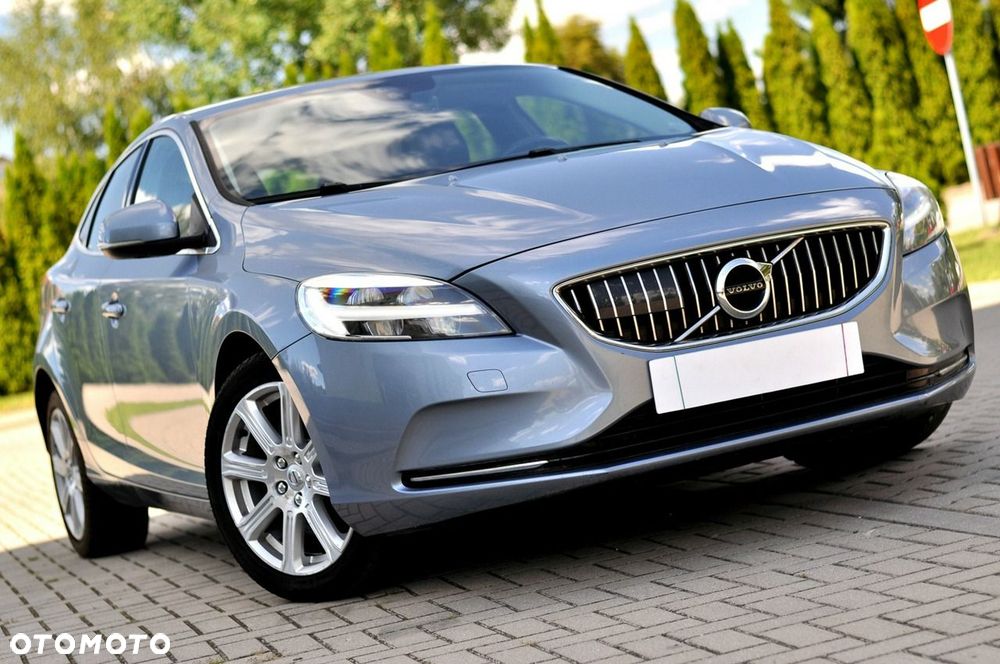 Volvo V40 D2 Geartronic Inscription - 1