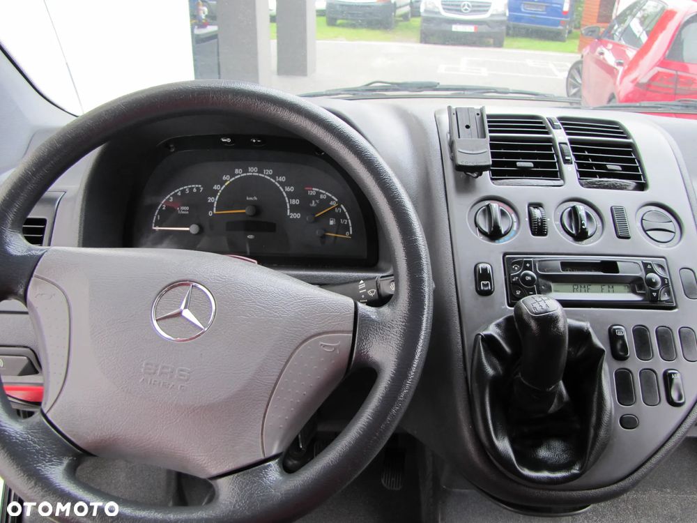Mercedes-Benz Vito - 33