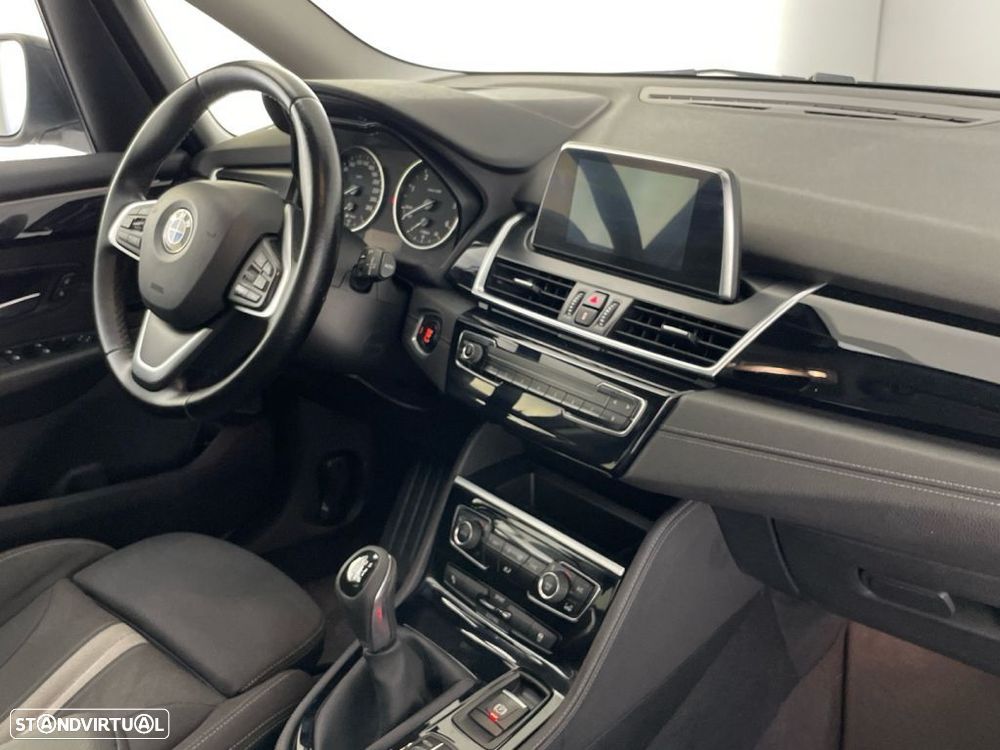 BMW 216 Active Tourer d Pack M - 22