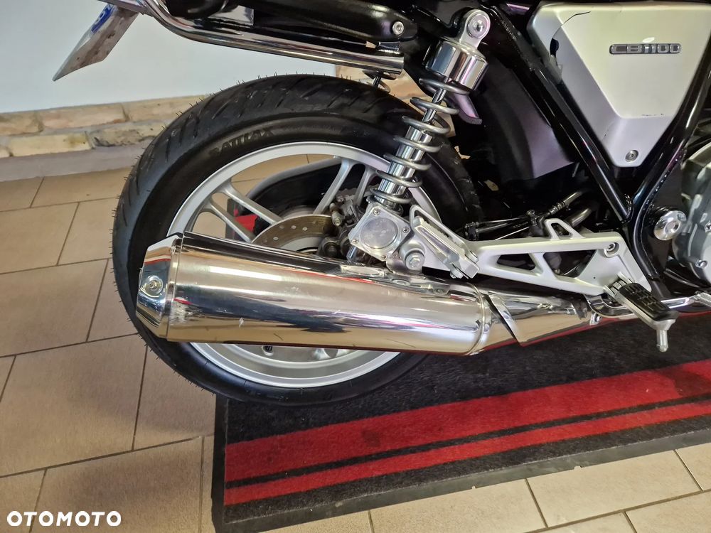 Honda CB - 22