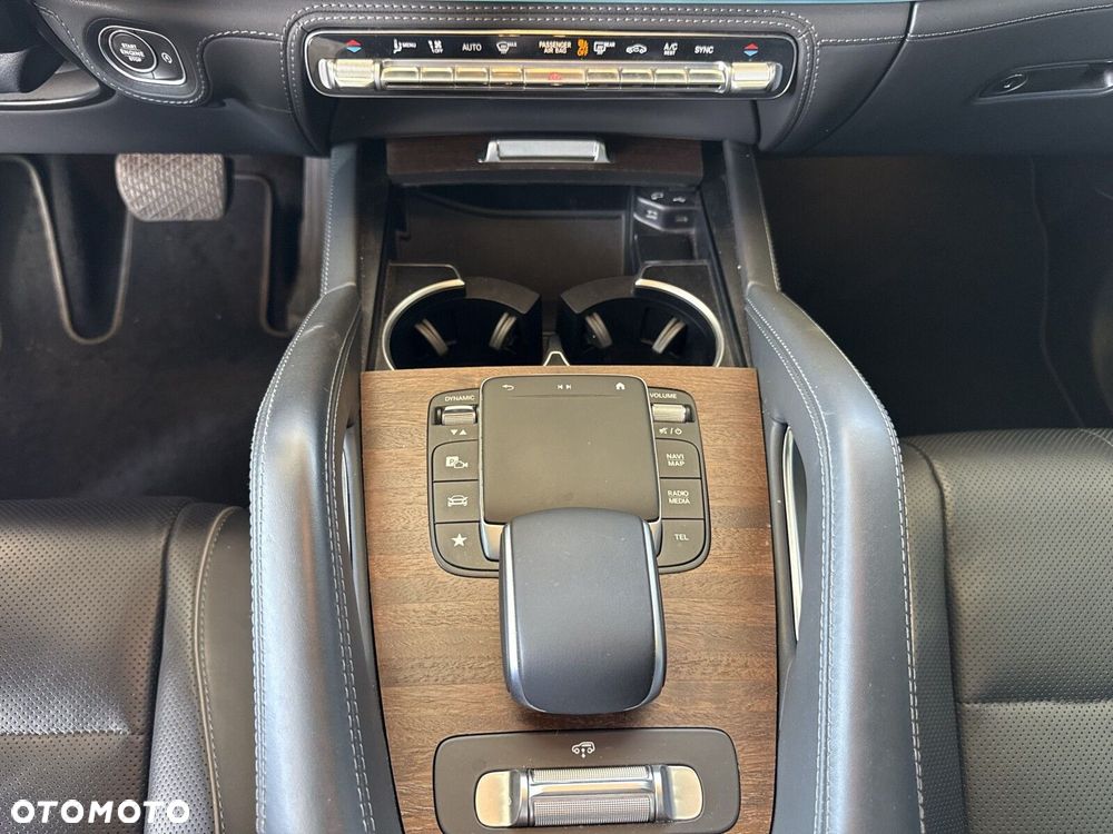 Mercedes-Benz GLE - 19