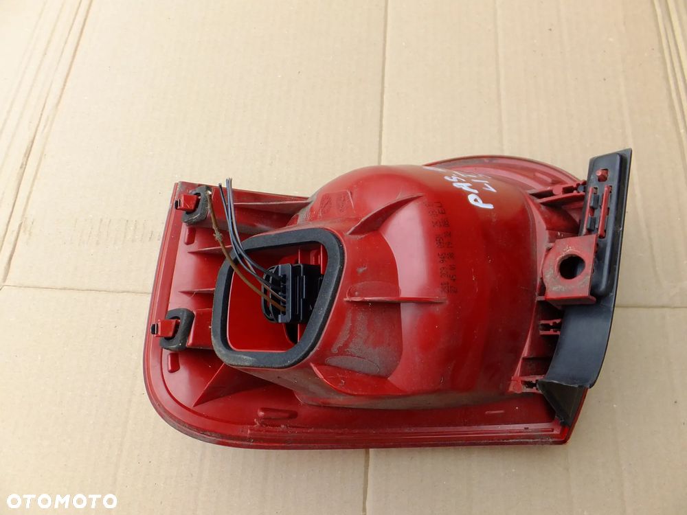 lampa lewy tył passat b6 kombi 2007r  3C9945095N - 2
