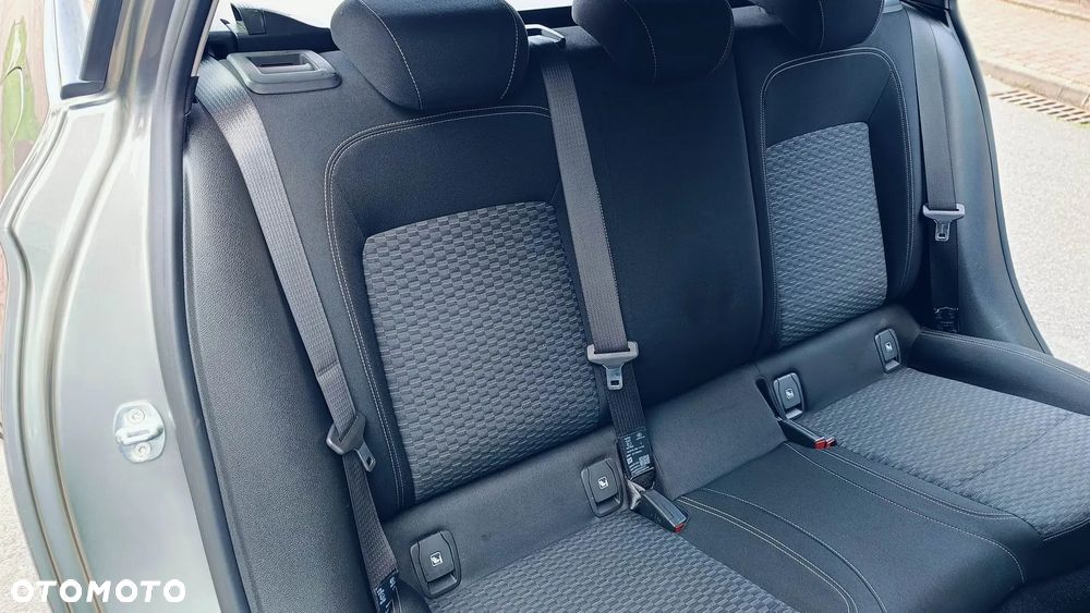 Opel Astra 1.4 Turbo Dynamic - 18